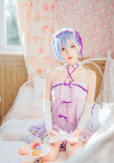清纯欧美女头像高清_剧情片高清完整版