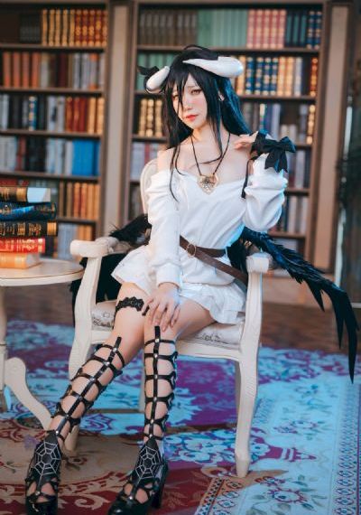 亚洲综合另类小说色区_BD高清完整版